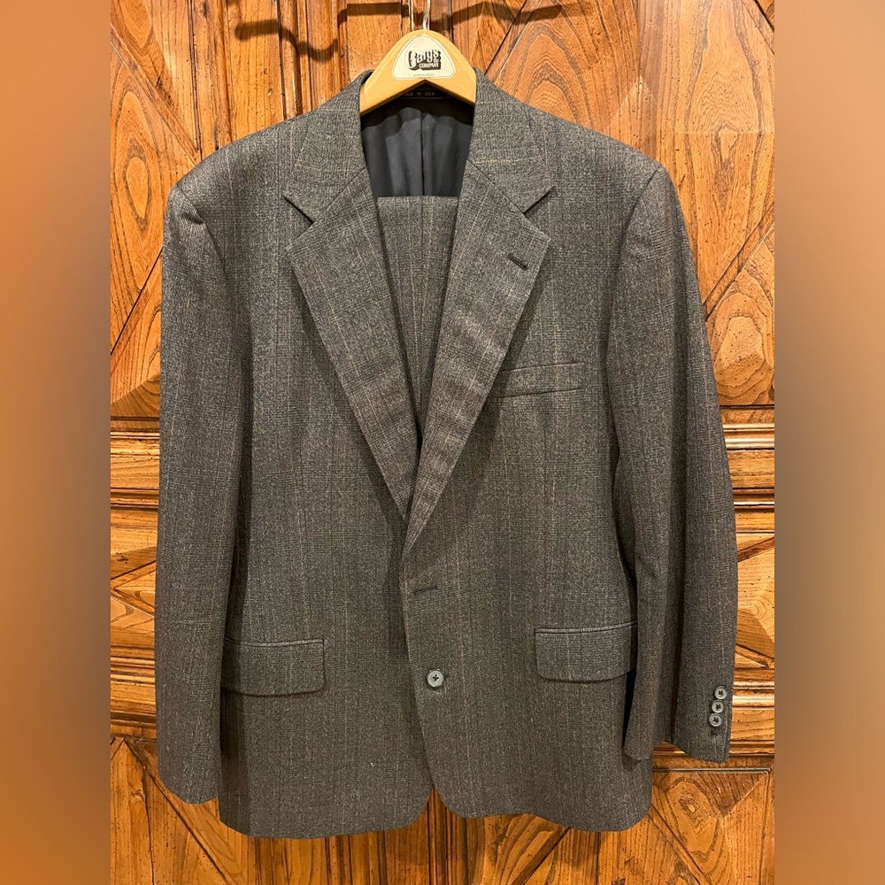 Men's classic Joesph Abboud wool blend suit from Garys of Newport Beach.